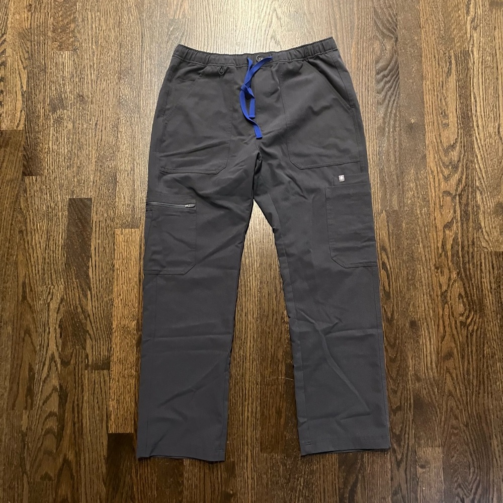 Figs Cairo Cargo Scrub Pant Charcoal Men’s Medium
